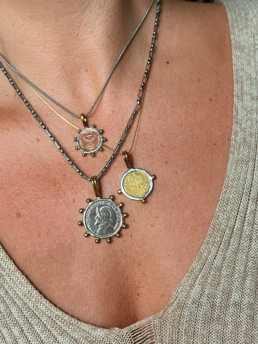 Panama Coin Blossom Pendant